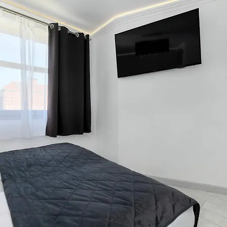 Charming In With Parking By Renters * Sopoty