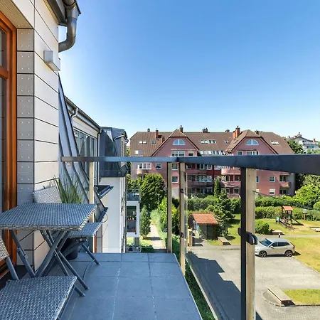 Charming In With Parking By Renters شقة